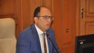 جامعة حلوان الأهلية: التسجيل للتدريبات الصيفية بمكاتب المحاماة والبنوك 2025 2 السيد قنديل رئيس جامعة حلوان الأهلية