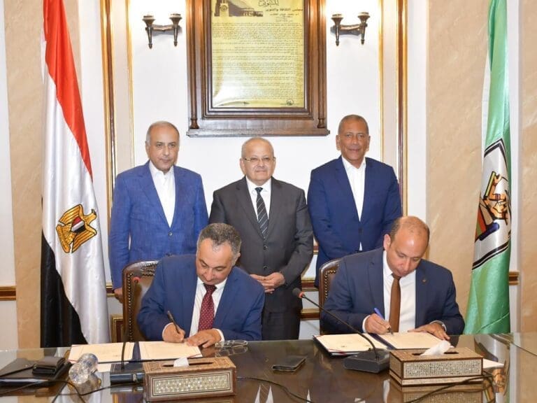 تعاون بين كليتى طب جامعتى القاهرة وباديا لتدريب الطلاب وأطباء الامتياز بطب باديا بالأقسام الإكلينيكية بمستشفيات جامعة القاهرة 4 IMG 5100 تعاون بين كليتى طب جامعتى القاهرة وباديا لتدريب الطلاب وأطباء الامتياز بطب باديا بالأقسام الإكلينيكية بمستشفيات جامعة القاهرة موقع في الجامعة