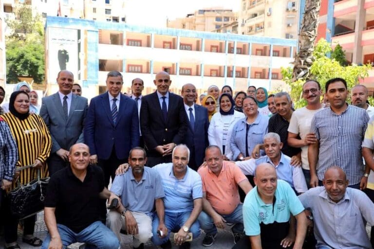 من الإسكندرية.. وزير التربية والتعليم يناقش مشكلات المعلمين قبل بداية العام الدراسي الجديد 5 FB IMG 1723733515495 من الإسكندرية.. وزير التربية والتعليم يناقش مشكلات المعلمين قبل بداية العام الدراسي الجديد موقع في الجامعة