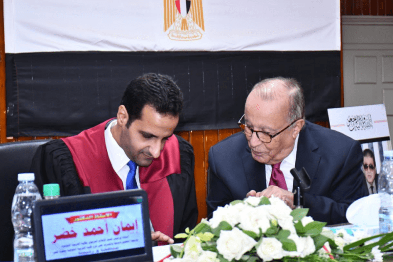 المخرج «محمد فاضل» ضيف شرف في مناقشة دكتوراه حول أعماله الفنية بجامعة المنصورة - صور 5 5 الفلك المخرج «محمد فاضل» ضيف شرف في مناقشة دكتوراه حول أعماله الفنية بجامعة المنصورة - صور موقع في الجامعة