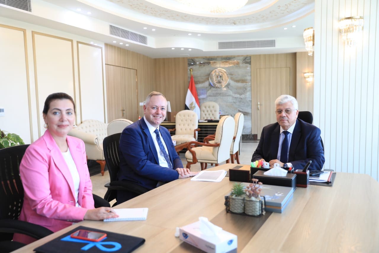 وزير التعليم العالي يبحث مُستجدات التعاون مع جامعة "إيست لندن" 1 1000318156 التعليم وزير التعليم العالي يبحث مُستجدات التعاون مع جامعة "إيست لندن" موقع في الجامعة