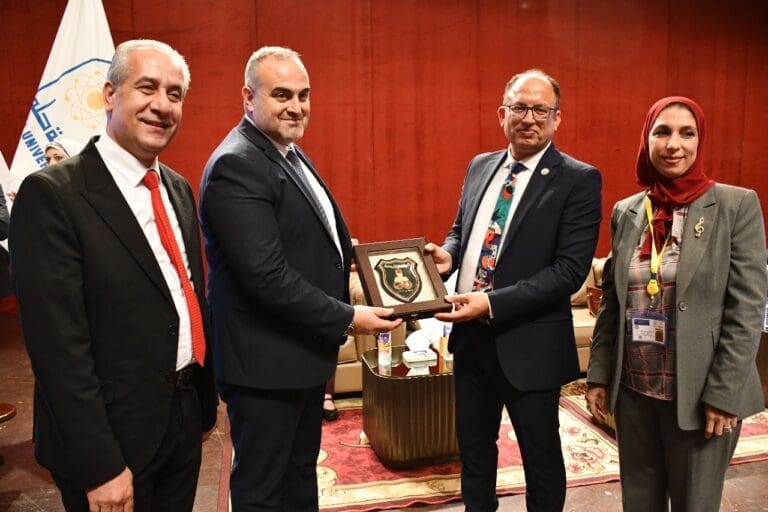 انطلاق فعاليات المؤتمر الدولي الرابع لكلية التربية الموسيقية بجامعة حلوان حول "الموسيقى والمجتمع في القرن الحادي والعشرين 1 52eeb327 383d 4292 87c4 12e44ecd4bb0 جامعة حلوان انطلاق فعاليات المؤتمر الدولي الرابع لكلية التربية الموسيقية بجامعة حلوان حول "الموسيقى والمجتمع في القرن الحادي والعشرين موقع في الجامعة