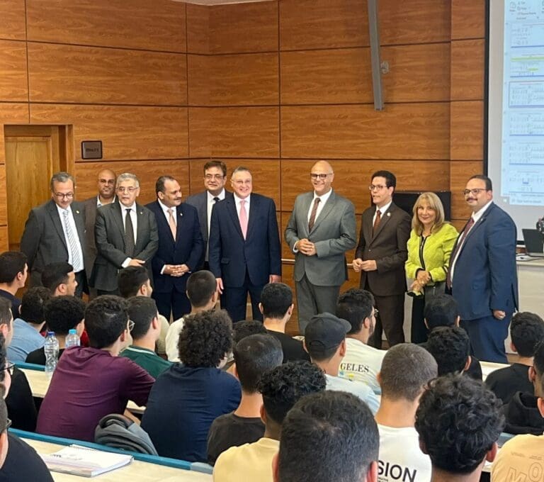 محافظ القليوبية يتفقد منشآت جامعة بنها الأهلية 4 محافظة القليوبية يتفقد جامعة بنها الأهلية