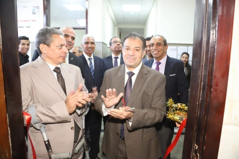 بالصور.. رئيس جامعة جنوب الوادي يفتتح عدد من المشروعات التطويرية بكلية العلوم 23 12 3 جامعة قناة السويس بالصور.. رئيس جامعة جنوب الوادي يفتتح عدد من المشروعات التطويرية بكلية العلوم موقع في الجامعة