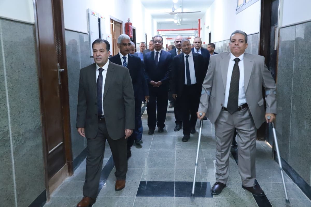 رئيس جامعة جنوب الوادي يفتتح عدد من المشروعات التطويرية بكلية العلوم 1 381a369b 7b31 4af0 ac0b 25ace480e63b جامعة جنوب الوادي رئيس جامعة جنوب الوادي يفتتح عدد من المشروعات التطويرية بكلية العلوم موقع في الجامعة