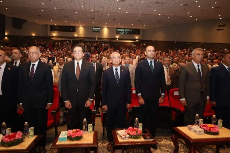 بحضور وزير الثقافة والمحافظ.. افتتاح فعاليات المؤتمر العام لأدباء مصر في جامعة المنيا 22 FB IMG 1732483542547 فيديو بحضور وزير الثقافة والمحافظ.. افتتاح فعاليات المؤتمر العام لأدباء مصر في جامعة المنيا موقع في الجامعة
