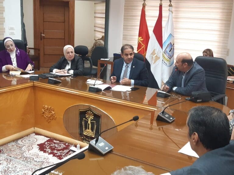 رئيس جامعة بورسعيد: كلية الطب والمستشفى الجامعى صرح طبى وتعليمى لخدمة المجتمع البورسعيدى 19 IMG 20241126 WA0074 طنطا رئيس جامعة بورسعيد: كلية الطب والمستشفى الجامعى صرح طبى وتعليمى لخدمة المجتمع البورسعيدى موقع في الجامعة