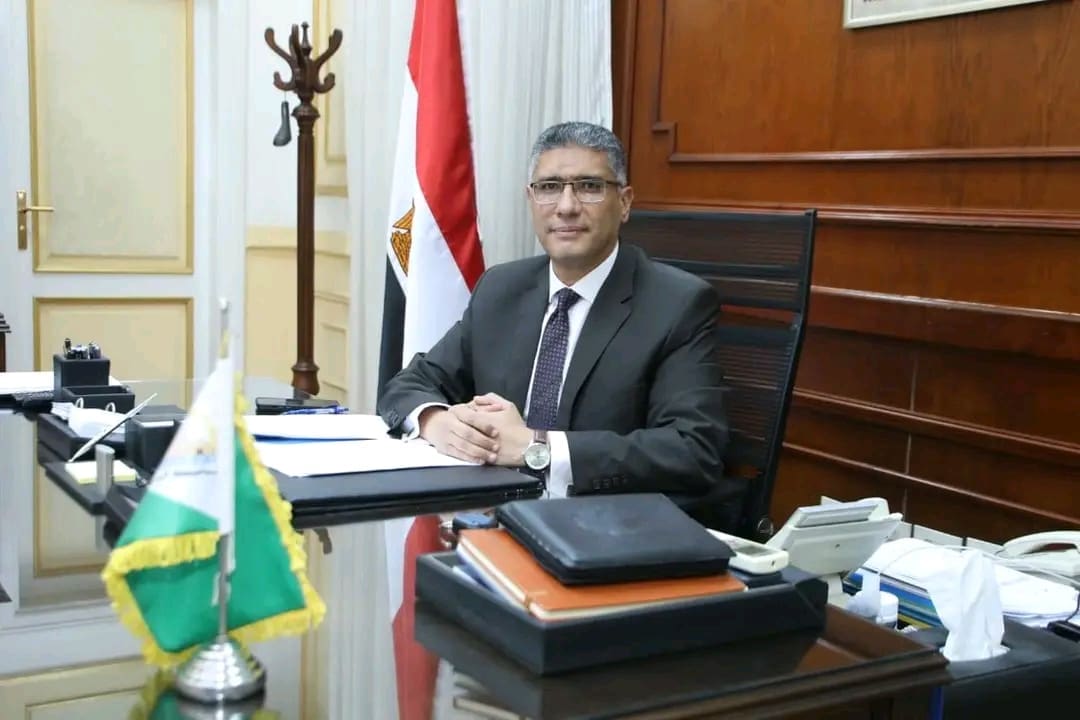 محافظة الجيزة تنظم برامج تدريبية لرفع كفاءة العاملين بالجهات الحكومية 1 1735306459173 الجيزة محافظة الجيزة تنظم برامج تدريبية لرفع كفاءة العاملين بالجهات الحكومية موقع في الجامعة