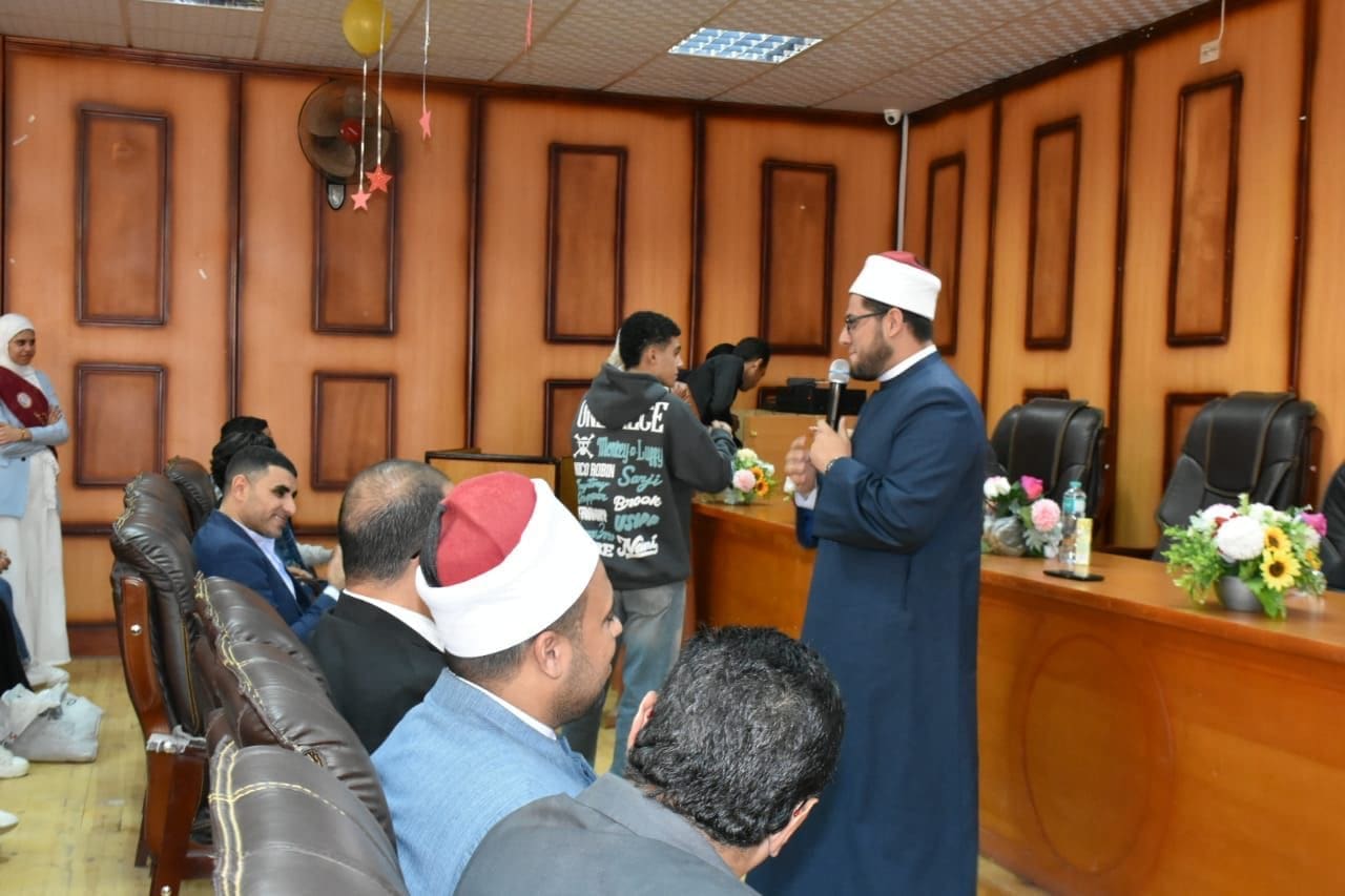 جامعة مدينة السادات تنظم ندوة بعنوان أسرة مستقرة تساوى مجتمع آمن بالتعاون مع الأزهر الشريف 1 1b39f9a7 76a7 4969 9f7f 016a6143f5a1 مدينة السادات جامعة مدينة السادات تنظم ندوة بعنوان أسرة مستقرة تساوى مجتمع آمن بالتعاون مع الأزهر الشريف موقع في الجامعة