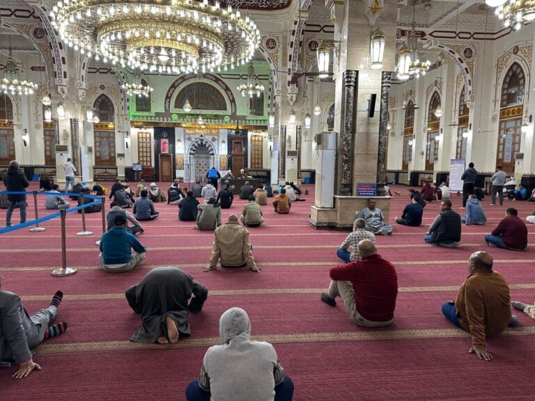 اهمية التعايش السلمي وحسن الخلق.. موضوع خطبة اليوم الجمعة 10 5 5 نقيب المهندسين اهمية التعايش السلمي وحسن الخلق.. موضوع خطبة اليوم الجمعة موقع في الجامعة