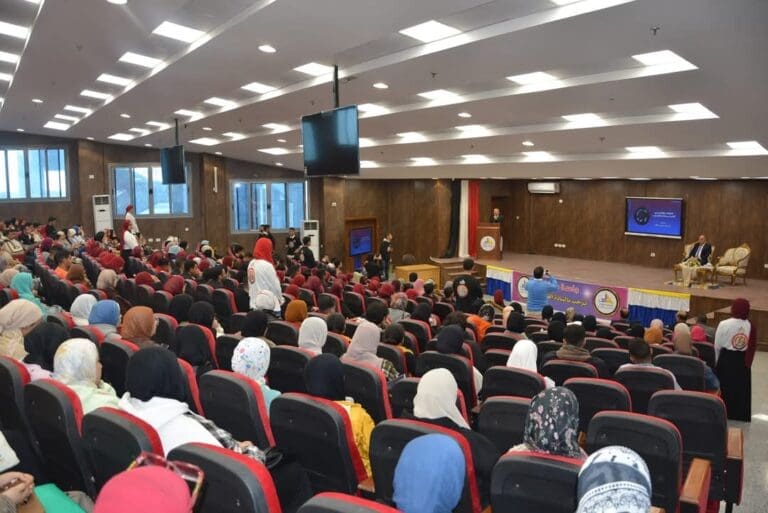 رئيس جامعة دمياط يفتتح ندوة "الدارك ويب" ويحذر من مخاطر الرهانات والمقامرة عبر الإنترنت 2 FB IMG 1733242047943 رئيس رئيس جامعة دمياط يفتتح ندوة "الدارك ويب" ويحذر من مخاطر الرهانات والمقامرة عبر الإنترنت موقع في الجامعة