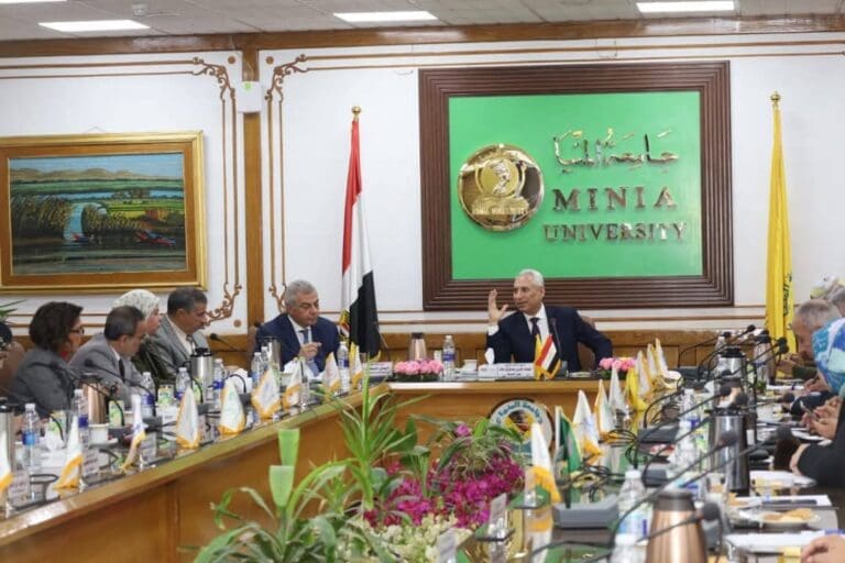 مجلس جامعة المنيا: مليون جنيه لدعم مركز الابتكار وريادة الأعمال 23 FB IMG 1735663653115 رئيس جامعة بورسعيد مجلس جامعة المنيا: مليون جنيه لدعم مركز الابتكار وريادة الأعمال موقع في الجامعة
