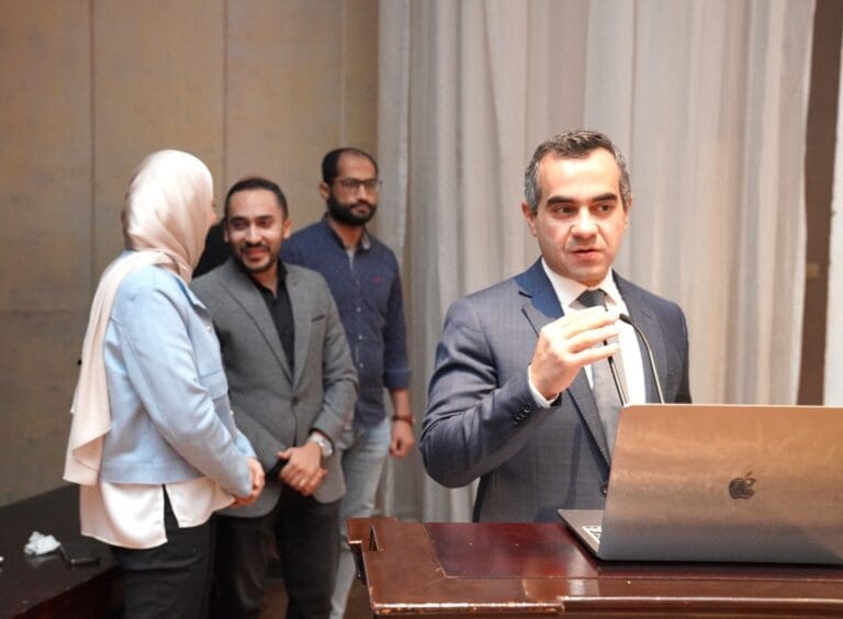 الابتكار والتكنولوجيا في أمراض اللثة باليوم العلمي لقسم طب الفم وأمراض اللثة بعين شمس 24 IMG 20241207 WA0044 مركز الابتكار والتكنولوجيا في أمراض اللثة باليوم العلمي لقسم طب الفم وأمراض اللثة بعين شمس موقع في الجامعة