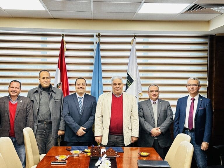 لتوفير منح دراسية.. جامعة برج العرب التكنولوجية توقع بروتوكول مع جمعية بنك العطاء المصرية 14 IMG 7667 النعماني لتوفير منح دراسية.. جامعة برج العرب التكنولوجية توقع بروتوكول مع جمعية بنك العطاء المصرية موقع في الجامعة
