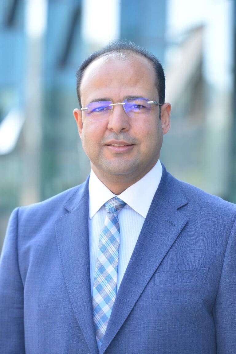 تجديد الثقة في الدكتور حاتم العبد، مديرًا لمركز بحوث الشرق الأوسط 7 WhatsApp Image 2024 12 17 at 10.30.45 PM e1734476317142 التعليم العالي تجديد الثقة في الدكتور حاتم العبد، مديرًا لمركز بحوث الشرق الأوسط موقع في الجامعة