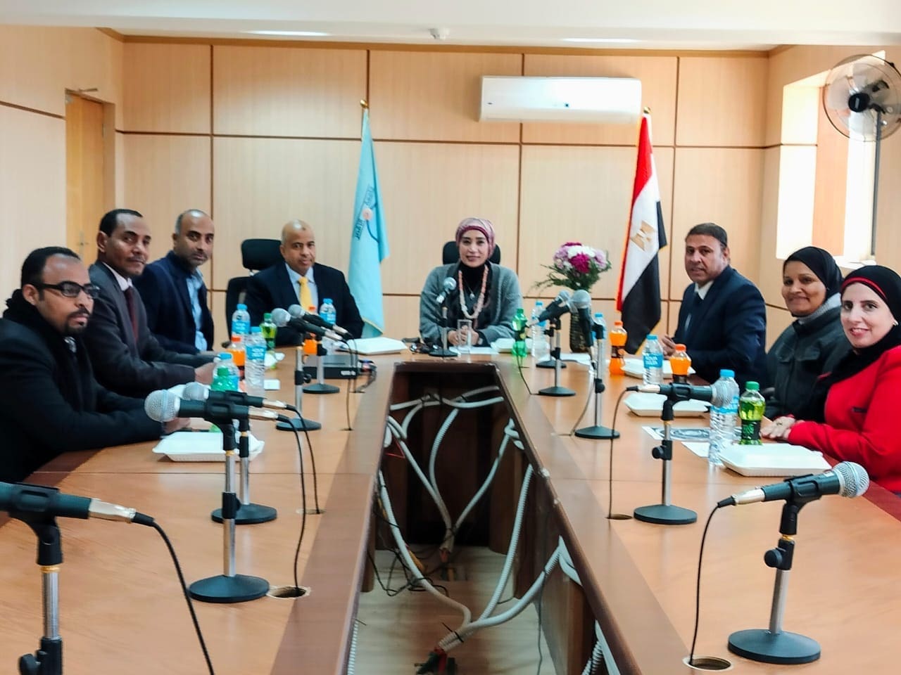 قرارات حاسمة لرئيس جامعة الأقصر خلال الاجتماع الأول لمجلس كلية العلوم 1 جامعة الأقصر ، صابرين عبد الجليل رئيس جامعة الأقصر قرارات حاسمة لرئيس جامعة الأقصر خلال الاجتماع الأول لمجلس كلية العلوم موقع في الجامعة