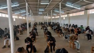 للمرة الأولى..طلاب جامعة جنوب الوادى يؤدون امتحاناتهم بمجمع مدرجات علوم2-صور 3 1735893760262 جامعة جنوب الوادى للمرة الأولى..طلاب جامعة جنوب الوادى يؤدون امتحاناتهم بمجمع مدرجات علوم2-صور موقع في الجامعة