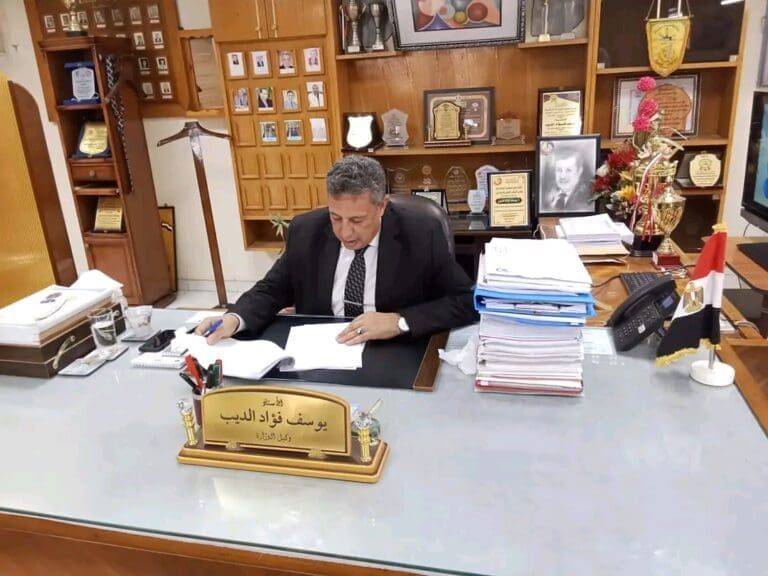 لسد العجز وتلبية احتياجات مدارس الإدارات بالبحيرة.. لجنة لاختيار 1569مدير مدرسة 11 1736770712809 نتيجة الإعدادية لسد العجز وتلبية احتياجات مدارس الإدارات بالبحيرة.. لجنة لاختيار 1569مدير مدرسة موقع في الجامعة