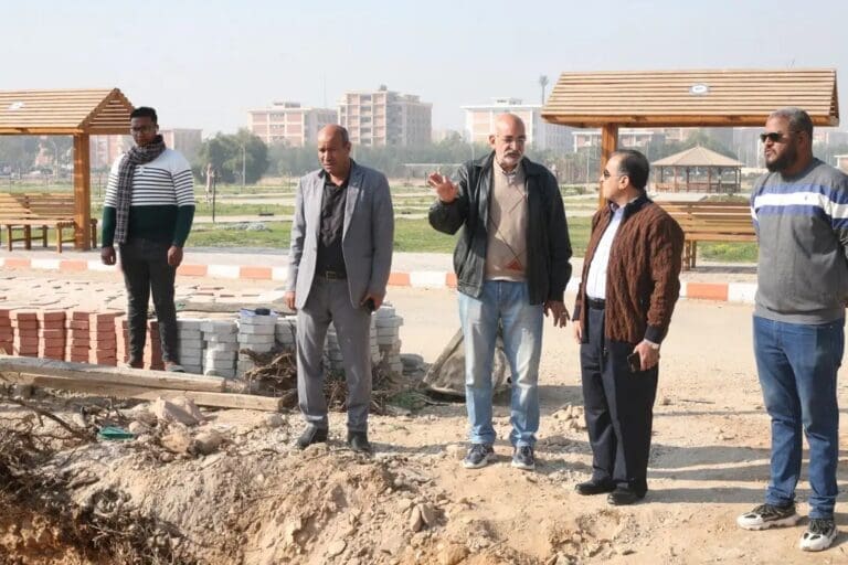 رئيس جامعة جنوب الوادى يتابع المشروعات التطويرية 5 1737032029219 الشرقية رئيس جامعة جنوب الوادى يتابع المشروعات التطويرية موقع في الجامعة