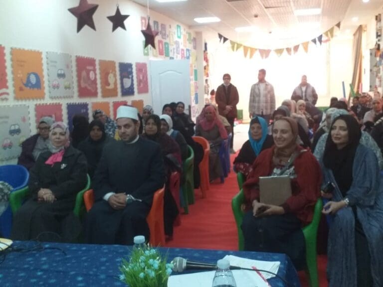 جامعة حلوان تطلق قافلة توعوية لمناهضة العنف ضد المرأة بمساكن عثمان 20 8759db64 fc9c 46ce 858b 3a6e483155be جامعة حلوان جامعة حلوان تطلق قافلة توعوية لمناهضة العنف ضد المرأة بمساكن عثمان موقع في الجامعة