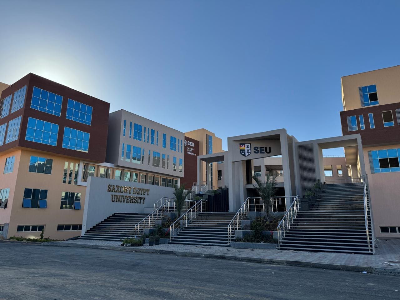 جامعة ساكسوني مصر للعلوم التطبيقية والتكنولوجيا تفتح باب القبول للفصل الدراسي الثاني 2025 1 IMG 20250111 WA0040 جامعة ساكسوني مصر جامعة ساكسوني مصر للعلوم التطبيقية والتكنولوجيا تفتح باب القبول للفصل الدراسي الثاني 2025 موقع في الجامعة