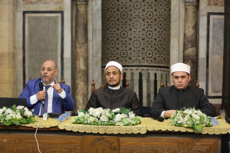 الملتقى الفقهي بالجامع الأزهر يعدد فوائد "السواك".. ويدعو لاستخدامه اقتداء برسول الله 11 IMG 20250113 WA0165 الشائعات الملتقى الفقهي بالجامع الأزهر يعدد فوائد "السواك".. ويدعو لاستخدامه اقتداء برسول الله موقع في الجامعة