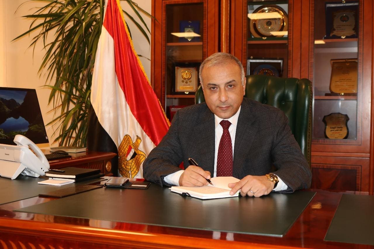 الرئيس السيسي يصدرا قرارا بتعيين الدكتور حسام الملاحي بمجلس علماء وخبراء مصر 1 IMG 20250117 WA0003 السيسي الرئيس السيسي يصدرا قرارا بتعيين الدكتور حسام الملاحي بمجلس علماء وخبراء مصر موقع في الجامعة