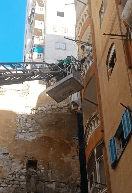 للحاق بالامتحان.. الحماية المدنية تستجيب لولي أمر طالب وإنزاله بالسلم الهيدروليكي 5 received 9091563100961816 الوادي الجديد للحاق بالامتحان.. الحماية المدنية تستجيب لولي أمر طالب وإنزاله بالسلم الهيدروليكي موقع في الجامعة