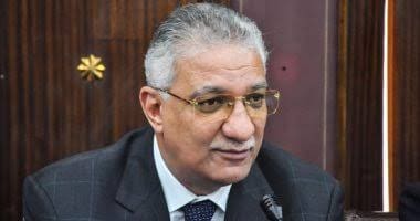 بدر وسرحان وبهجت وخورشيد أعضاء بقطاع الحاسبات بالمجلس الأعلى للجامعات 1 الدكتور أحمد زكي بدر بدر وسرحان وبهجت وخورشيد أعضاء بقطاع الحاسبات بالمجلس الأعلى للجامعات بدر وسرحان وبهجت وخورشيد أعضاء بقطاع الحاسبات بالمجلس الأعلى للجامعات موقع في الجامعة