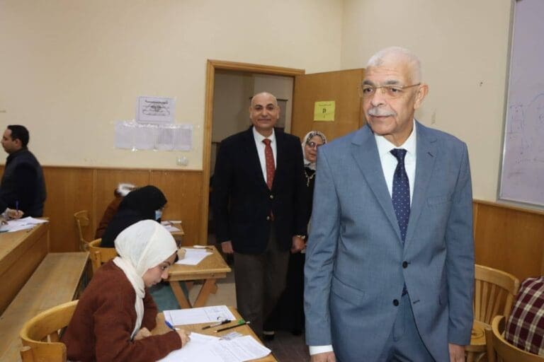 رئيس جامعة المنوفية يتفقد امتحانات الفصل الأول بكلية التربية للطفولة المبكرة 7 رئيس جامعة المنوفية يتفقد امتحانات الطفولة المبكرة السكة الحديد رئيس جامعة المنوفية يتفقد امتحانات الفصل الأول بكلية التربية للطفولة المبكرة موقع في الجامعة