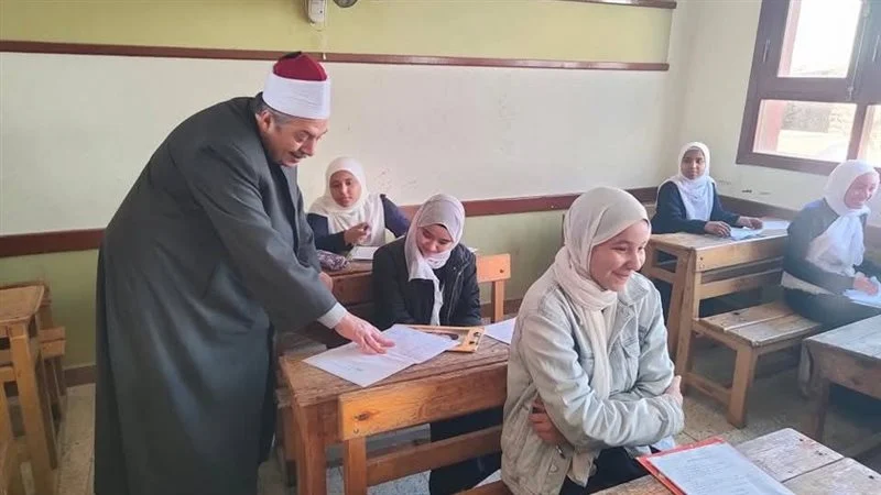 الأزهر يكشف موعد إعلان نتيجة الشهادتين الابتدائية والإعدادية 2025 .. رابط سريع 1 766 الأزهر الأزهر يكشف موعد إعلان نتيجة الشهادتين الابتدائية والإعدادية 2025 .. رابط سريع موقع في الجامعة
