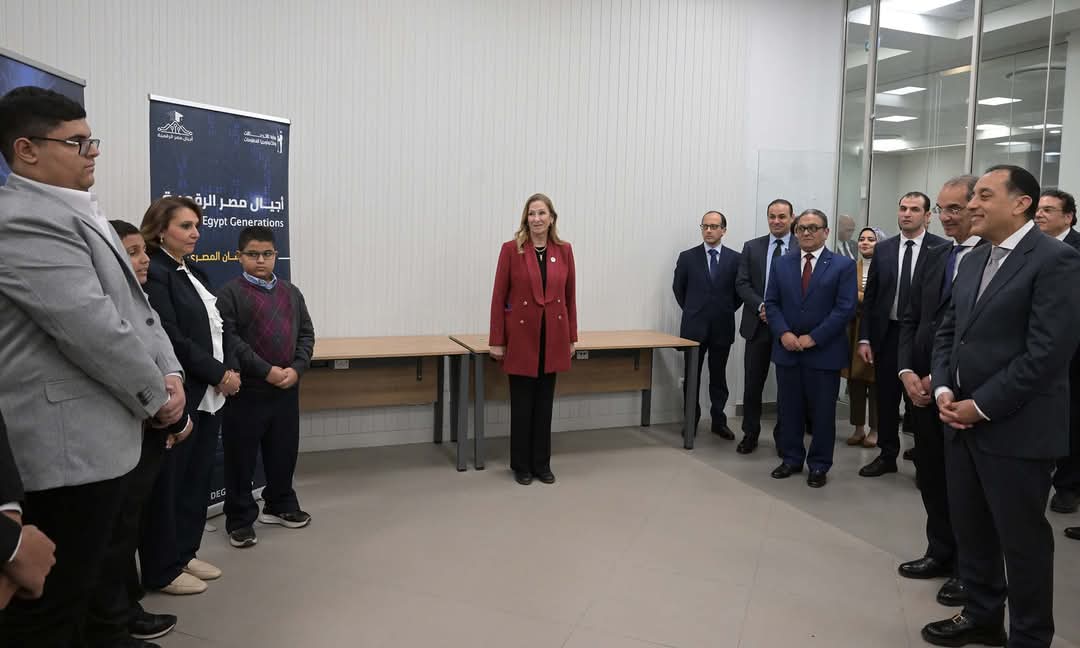 رئيس الوزراء يلتقي عددا من خريجى مبادرات أجيال مصر الرقمية ومدارس WE للتكنولوجيا التطبيقية 1 FB IMG 1738702248746 رئيس رئيس الوزراء يلتقي عددا من خريجى مبادرات أجيال مصر الرقمية ومدارس WE للتكنولوجيا التطبيقية موقع في الجامعة