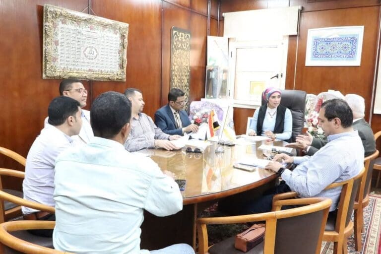 جامعة الأقصر توافق على مبادرة لدعم أبناء سيناء 2 FB IMG 1742493883023 وزير جامعة الأقصر توافق على مبادرة لدعم أبناء سيناء موقع في الجامعة