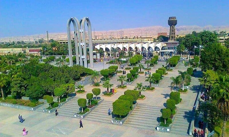 جامعة حلوان تنظم مسابقة "أنت النجم" لتنمية المواهب الطلابية وتعزيز الإبداع 1 IMG 6597 جامعة حلوان جامعة حلوان تنظم مسابقة "أنت النجم" لتنمية المواهب الطلابية وتعزيز الإبداع موقع في الجامعة