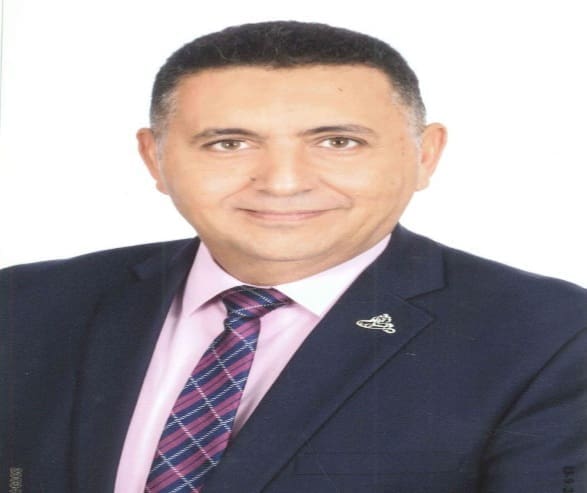 تعيين الدكتور حسام الدين عبد الفتاح عميدًا لهندسة القاهرة 21 Screenshot ٢٠٢٥٠٣١٠ ١٧٤٢٣٢ Chrome جامعة القاهرة تعيين الدكتور حسام الدين عبد الفتاح عميدًا لهندسة القاهرة موقع في الجامعة