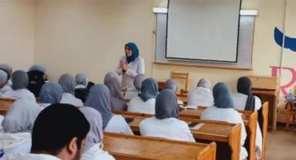 "الإنعاش القلبي الرئوي"، ورشة عمل بكلية التمريض جامعة دمنهور 7 دمنهور
