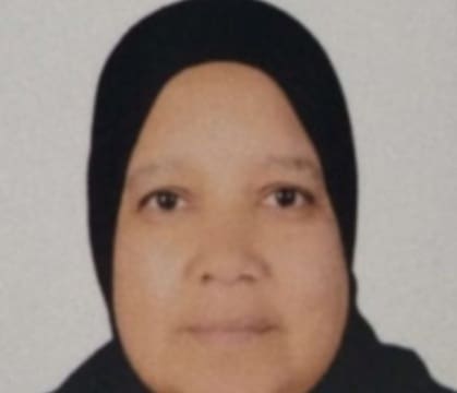 وهبة حياتها لتربية أبنائها وتعليمهما وحصولهما على درجات الدكتوراة، قصة كفاح الأم المثالية بأسوان 5 الأم المثالية بأسوان