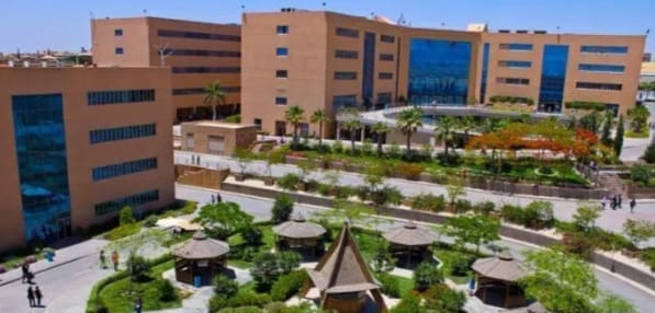 الشروط المطلوبة لحاملي الشهادة الأمريكية عند التقديم للجامعات الأهلية المصرية 1 Screenshot ٢٠٢٥٠٣٢٠ ٢٣٠٢٠٤ Chrome 1 الأمريكية الشروط المطلوبة لحاملي الشهادة الأمريكية عند التقديم للجامعات الأهلية المصرية موقع في الجامعة