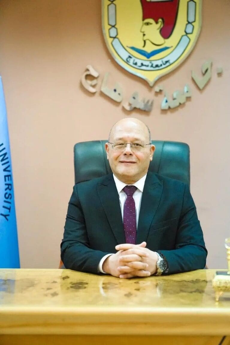 جامعة سوهاج: توفير 1000 وظيفة وتأهيل أكثر من 2000 طالب لسوق العمل 23 1745072514068 جنوب الوادي جامعة سوهاج: توفير 1000 وظيفة وتأهيل أكثر من 2000 طالب لسوق العمل موقع في الجامعة