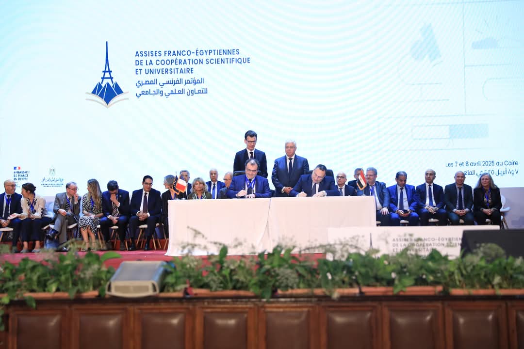 بحضور قيادات التعليم العالى.. رئيس جامعة الإسكندرية يوقع خمس بروتوكولات تعاون مع جامعات فرنسية 1 FB IMG 1744128456332 التعليم بحضور قيادات التعليم العالى.. رئيس جامعة الإسكندرية يوقع خمس بروتوكولات تعاون مع جامعات فرنسية موقع في الجامعة