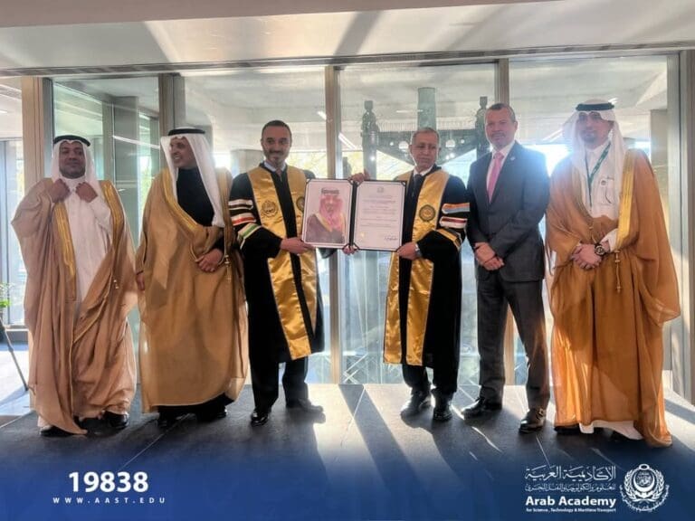 الأكاديمية العربية تمنح الأمير خالد بن بندر الدكتوراه الفخرية في العلوم الإنسانية بحضور دولي رفيع المستوي 22 FB IMG 1744228863218 الثقافي الأكاديمية العربية تمنح الأمير خالد بن بندر الدكتوراه الفخرية في العلوم الإنسانية بحضور دولي رفيع المستوي موقع في الجامعة