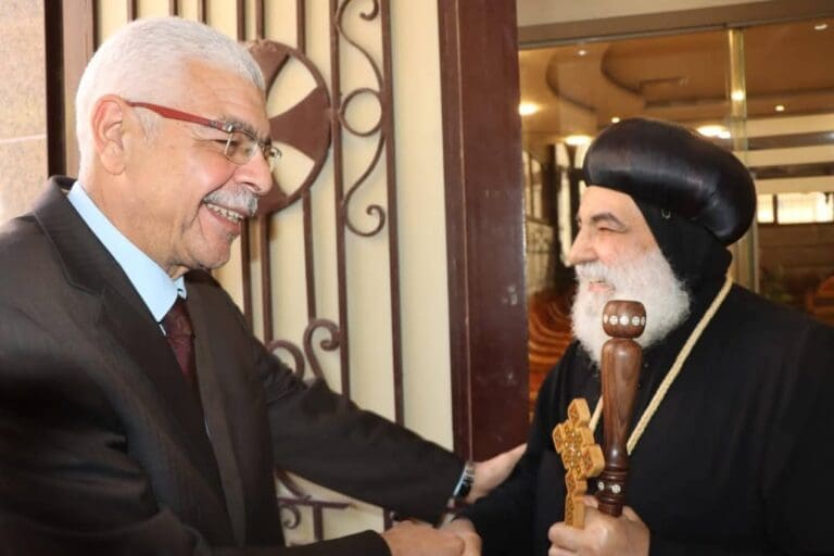 رئيس جامعة المنوفية يقدم التهنئة لنيافة الأنبا بنيامين والأخوة الأقباط بعيد القيامة المجيد 21 FB IMG 1745148532386 المدارس رئيس جامعة المنوفية يقدم التهنئة لنيافة الأنبا بنيامين والأخوة الأقباط بعيد القيامة المجيد موقع في الجامعة