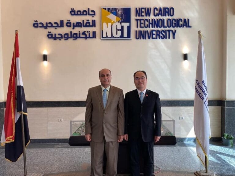 بروتوكول تعاون بين جامعة القاهرة الجديدة التكنولوجية وجامعة شنجن التقنية الصينية لتعزيز التعاون الأكاديمي والبحثي 12 FB IMG 1745342256728 طلاب بروتوكول تعاون بين جامعة القاهرة الجديدة التكنولوجية وجامعة شنجن التقنية الصينية لتعزيز التعاون الأكاديمي والبحثي موقع في الجامعة