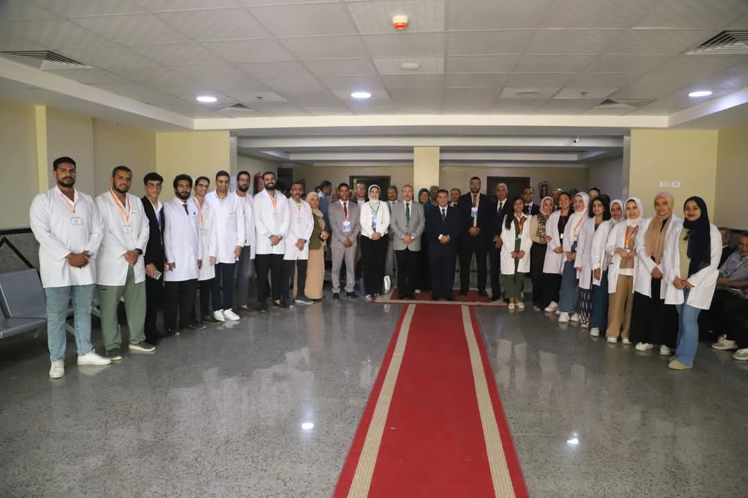 مؤتمر علمي جديد بجامعة جنوب الوادي يناقش مستقبل العلاج الطبيعي والتأهيل 1 FB IMG 1745422903084 1 مؤتمر مؤتمر علمي جديد بجامعة جنوب الوادي يناقش مستقبل العلاج الطبيعي والتأهيل موقع في الجامعة