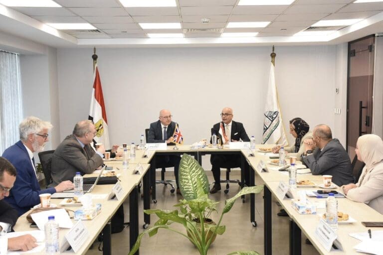 رئيس جامعة عين شمس يستقبل وفد جامعة إكستر البريطانية لتعزيز التعاون الأكاديمي والبحثي 16 IMG 20250428 WA0158 1 جامعة العاصمة رئيس جامعة عين شمس يستقبل وفد جامعة إكستر البريطانية لتعزيز التعاون الأكاديمي والبحثي موقع في الجامعة