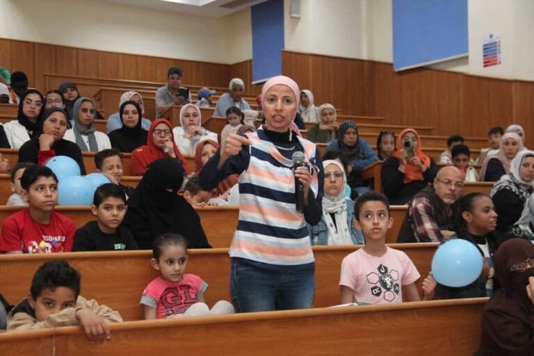 مستشفى الأطفال بجامعة عين شمس يحتفل باليوم العالمي للتوعية بمرض التوحد 13 IMG 20250428 WA0170 التعليم العالي مستشفى الأطفال بجامعة عين شمس يحتفل باليوم العالمي للتوعية بمرض التوحد موقع في الجامعة