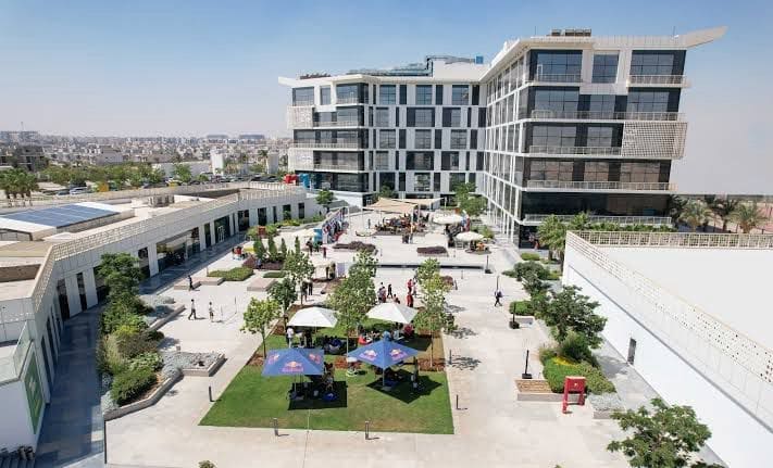الجامعات الاوربية تعلن تعطيل الدراسة اليوم لسوء الأحوال الجوية 1 IMG 20250430 WA0013 الجامعات الجامعات الاوربية تعلن تعطيل الدراسة اليوم لسوء الأحوال الجوية موقع في الجامعة