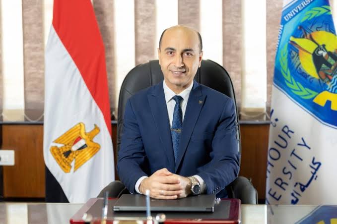 رئيس جامعة دمنهور يهنئ قداسة البابا تواضروس الثاني والإخوة الأقباط بعيد القيامة 1 IMG 6609 جامعة رئيس جامعة دمنهور يهنئ قداسة البابا تواضروس الثاني والإخوة الأقباط بعيد القيامة موقع في الجامعة