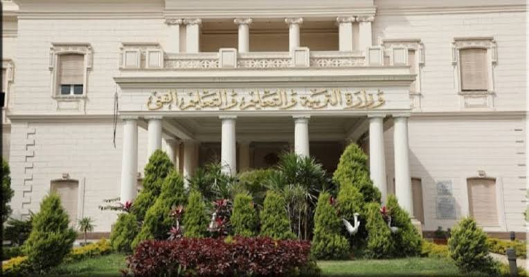 التعليم توضح محظورات امتحانات الثانوية العامة 2025.. وتشدد على الإجابة بكراسة البابل شيت 1 IMG 6613 التعليم التعليم توضح محظورات امتحانات الثانوية العامة 2025.. وتشدد على الإجابة بكراسة البابل شيت موقع في الجامعة