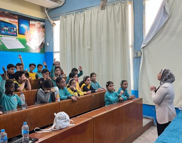 جامعة قناة السويس تنظم برنامجاً تدريبياً توعوياً بعنوان: "احمِ نفسك إلكترونياً" لتعزيز وعي طلاب المدارس بمخاطر الأمن السيبراني 7 aab3eace bcb9 46a2 a07e 8a8559b81681 جامعة سوهاج جامعة قناة السويس تنظم برنامجاً تدريبياً توعوياً بعنوان: "احمِ نفسك إلكترونياً" لتعزيز وعي طلاب المدارس بمخاطر الأمن السيبراني موقع في الجامعة